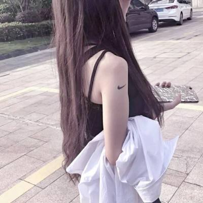 坚守营地游戏下载